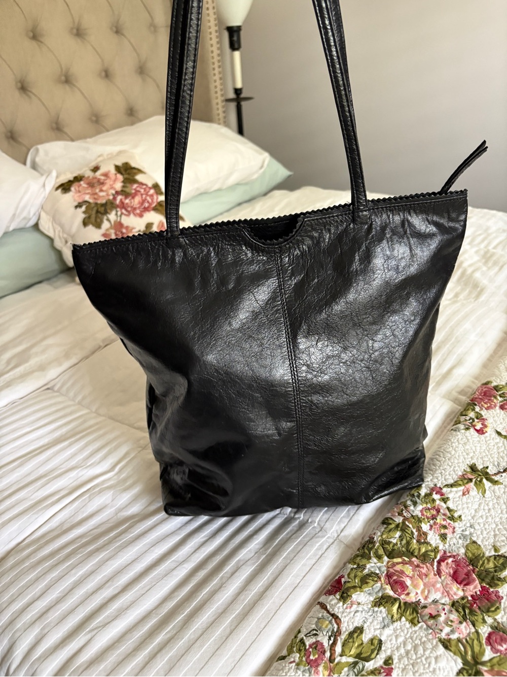 Latico Soft Leather Black Tote Bag Double Strap Zipper Top - Picture 5 of 12